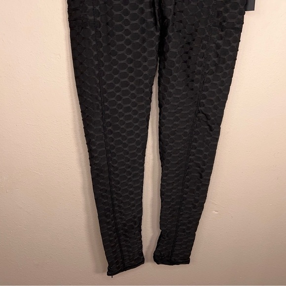 New S/M New Mix Black Textured Leggings Pull On Stretch Athletic Goth - Picture 3 of 12